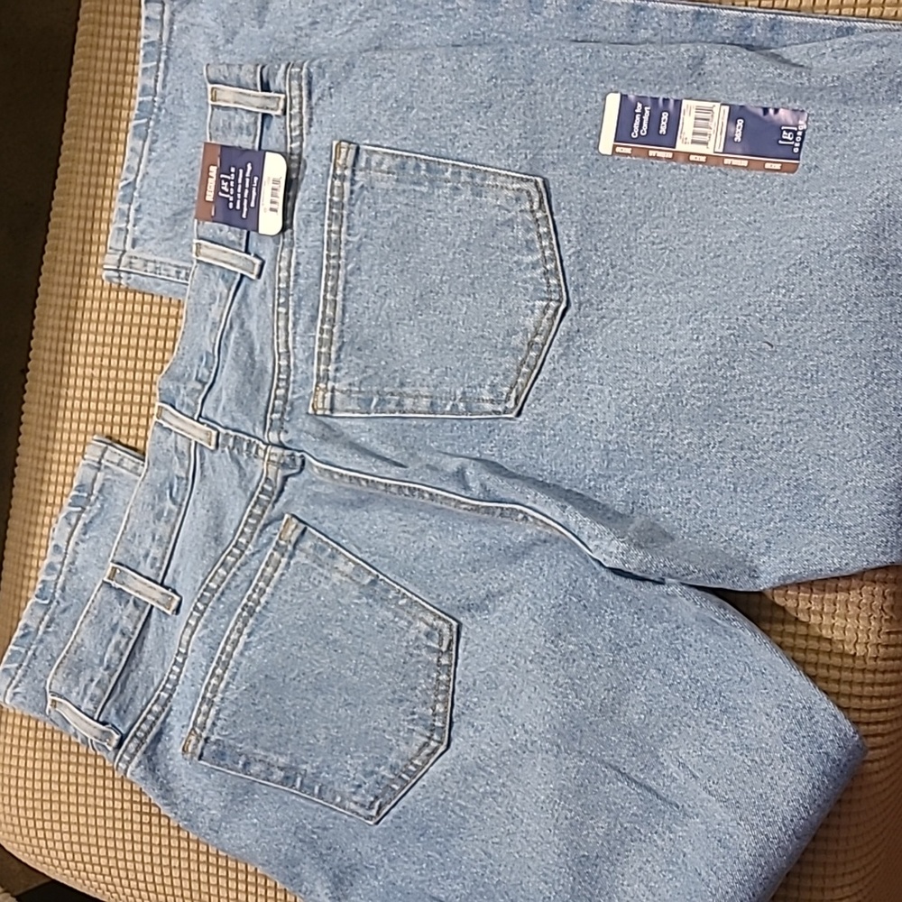New with tags! George Mens 36 30 regular fit straight leg blue denim jeans